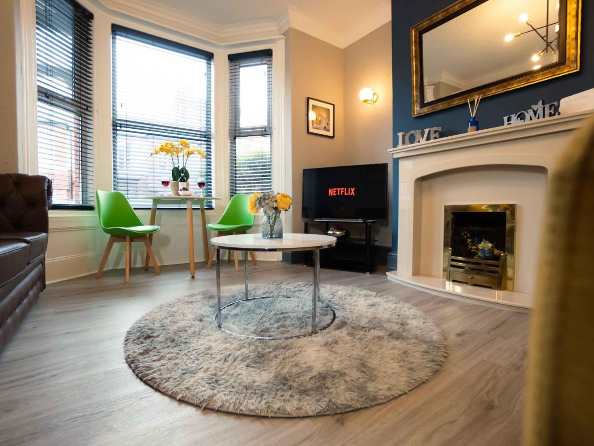 Pass The Keys Amazing, Newly Renovated 5Bedroom House Sleeps 10 Scarborough Exterior photo