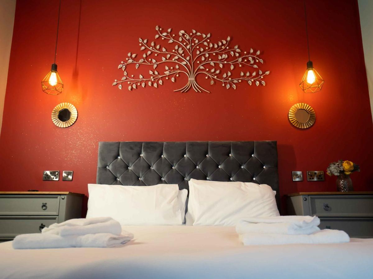 Pass The Keys Amazing, Newly Renovated 5Bedroom House Sleeps 10 Scarborough Exterior photo